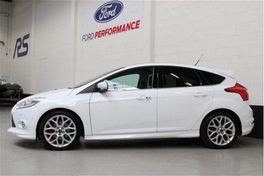 Ford Focus - 1.6 150pk Titanium Sport ST-line ext. |bi-xenon|18 inch velgen|ST pakket|keyless|cruise - 1