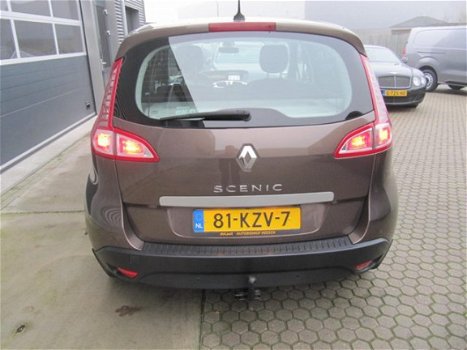 Renault Mégane - Megane SCENIC 2.0 AUTOMAAT, NAV, CAMERA, TREKHAAK, WINTERSET - 1