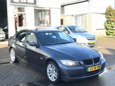 BMW 3-serie - 318i High Executive Cruise/ Climate/ NAP/ APK - 1