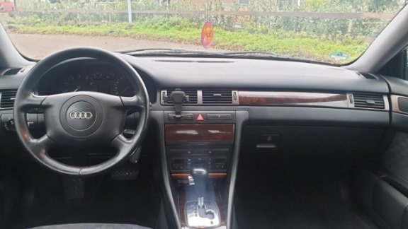 Audi A6 - 2.4 5V Advance MT Automaat Climate Control - 1