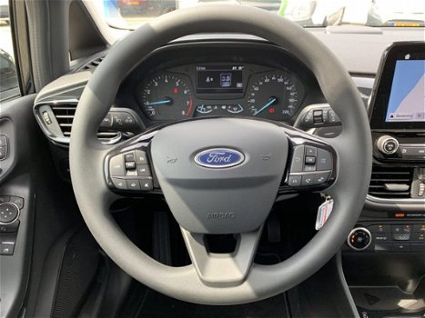 Ford Fiesta - 1.1 Trend | Navigatie | Cruise control | Parkeersensor achter | Voorruit verwarming | - 1