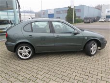 Seat Leon - 1.6-16V Signo , leer/alcantara, clima, cruisecontrol etc