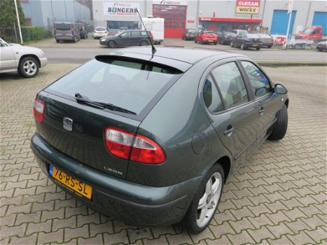 Seat Leon - 1.6-16V Signo , leer/alcantara, clima, cruisecontrol etc - 1