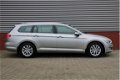 Volkswagen Passat Variant - 1.6 TDI Highline 120 PK Navigatie Cruise control Clima DSG PDC Ledverlic - 1 - Thumbnail