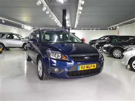 Ford Focus Wagon - 1.6 Comfort AIRCO BLUETOOTH CRUISE NAP NL AUTO - 1