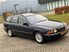 BMW 5-serie Touring - 528i Executive Aut/Leer/Dak *NAP