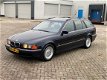 BMW 5-serie Touring - 528i Executive Aut/Leer/Dak *NAP - 1 - Thumbnail