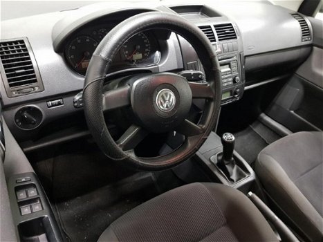 Volkswagen Polo - 1.4-16V FSI Comfortline - 1