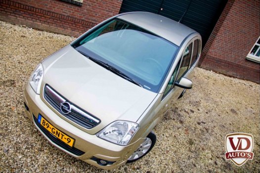 Opel Meriva - 1.6-16V Temptation - 1