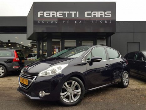 Peugeot 208 - 1.6 E-HDi STYLE 5DRS NAVI AIRCO LED LMV PDC - 1