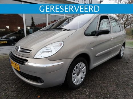 Citroën Xsara Picasso - 2.0i 16V Exclusive - 1