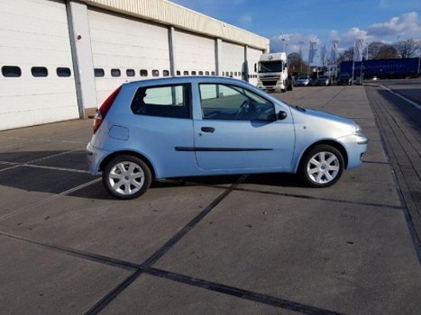 Fiat Punto - 1.2 CITY 2005 SPORT AIRCO ZUINIGE NETTE AUTO AIRCO VEEL OPTIES - 1