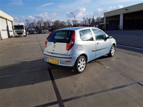 Fiat Punto - 1.2 CITY 2005 SPORT AIRCO ZUINIGE NETTE AUTO AIRCO VEEL OPTIES - 1