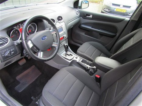 Ford Focus - 1.6 Titanium Aut, 5 Drs, Voorruitverw, Navi, Bluetooth, 1e Eigenaar, Trekhaak, Dealeron - 1