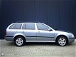 Skoda Octavia Combi - 2.0 Comfort 4WD 4X4 NAP NW APK Luxe - 1 - Thumbnail