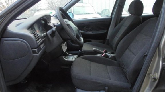 Peugeot 406 Break - 1.8-16V SRX Nette auto_ Airco - 1