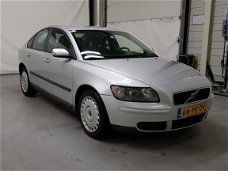 Volvo S40 - 2.0D ✅NAP, 6BAK, AIRCO, CRUISE, 2XSLEUTELS