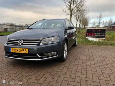 Volkswagen Passat Variant - 1.4 TSI Highline Executive Edition BlueMotion - 1