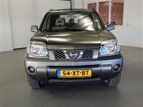 Nissan X-Trail - 2.2 dCi Columbia Style - 1