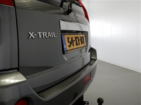 Nissan X-Trail - 2.2 dCi Columbia Style - 1