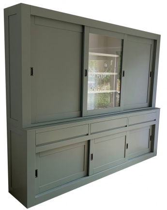 Buffetkast Vaassen Engels groen dichte zijdeuren greeploos 260 x 220cm - nr. 1