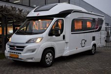 Bürstner IXEO 728 G ENKELE BEDDEN + GEINTEGREERD CAMPER