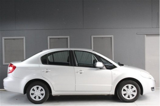 Suzuki SX4 - 1.6 Comfort - 1