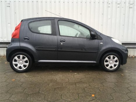 Peugeot 107 - 1.0-12V XS NAP VOL ONDERHOUD ELEK RAMEN CV 5 DEURS - 1