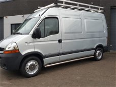 Renault Master - T35 2.5 dCi L2 H2 ZEER MOOI. AIRCO CRUISE. OOK GESCHIKT VOOR OMBOUW BUSCAMPER