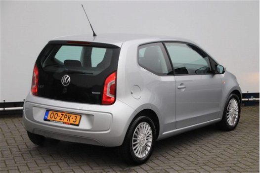 Volkswagen Up! - 1.0 high up BlueMotion | 3-deurs | Navigatie | Airconditioning | 1e Eigenaar - 1