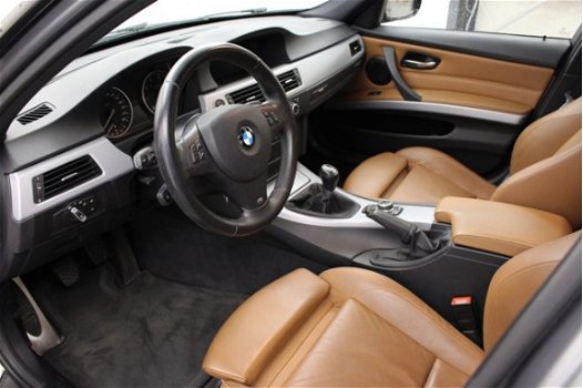 BMW 3-serie - 318i Lease Business Line M Sport M-pakket Navi Leer - 1