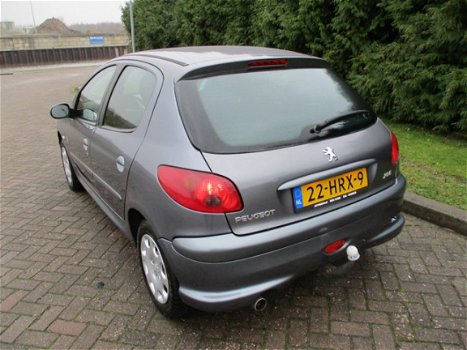 Peugeot 206 - 1.4 Génération Bj 2009, Airco, Cruise Control, 1e eigenaar, Trekhaak, 5 Deurs, Nieuwe - 1