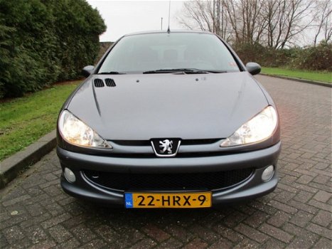 Peugeot 206 - 1.4 Génération Bj 2009, Airco, Cruise Control, 1e eigenaar, Trekhaak, 5 Deurs, Nieuwe - 1