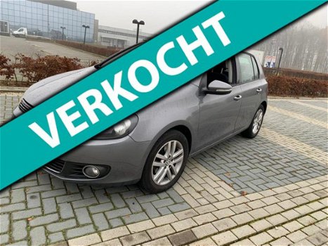 Volkswagen Golf - 1.6 TDI Highline BlueMotion - 1