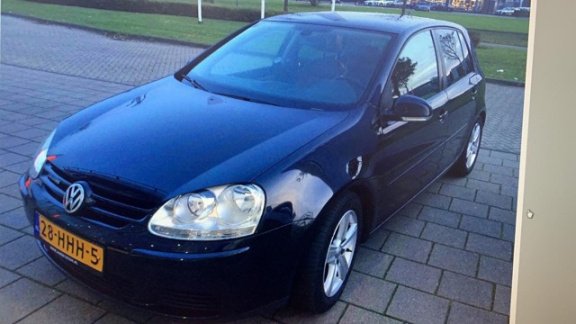 Volkswagen Golf - 1.9 TDI Comfortline BlueMotion - 1