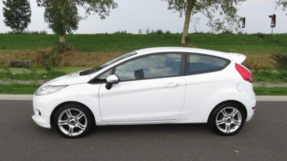 Ford Fiesta - 1.6 Sport * Clima * 16 inch * ST LINE - 1