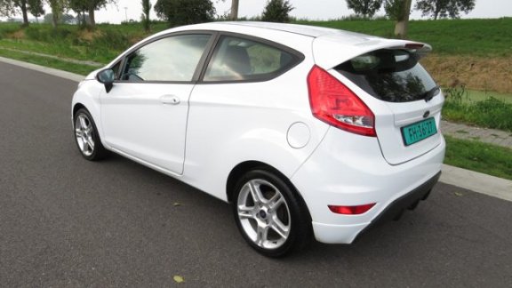 Ford Fiesta - 1.6 Sport * Clima * 16 inch * ST LINE - 1