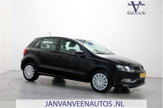 Volkswagen Polo - 1.4 TDI 90pk Comfortline Navigatie Cruise Control Airco App-Connect - 1