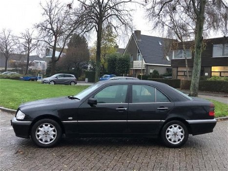 Mercedes-Benz C-klasse - 180 Sport 1998 Airco Keurig rijdende auto NAP - 1