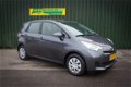 Toyota Verso S - Verso-s 1.3 VVT-i 99pk + Camera / Navigatie / Trekhaak / Hoge instap - 1 - Thumbnail