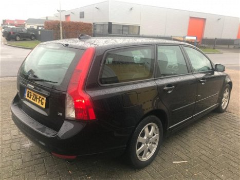 Volvo V50 - 2.4 D5 Edition I - 1