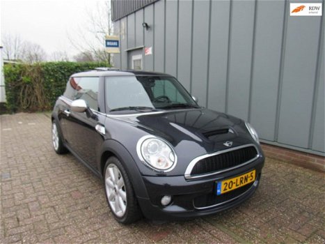 Mini Mini Cooper - 1.6 S //APK//Airco//Panorama//Elec.Ramen//PDC//Stoelverwarming//CV+AB// - 1