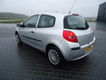 Renault Clio - 1.2-16V RN bouwjaar 2006 (( nette auto )) - 1 - Thumbnail