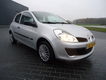 Renault Clio - 1.2-16V RN bouwjaar 2006 (( nette auto )) - 1 - Thumbnail