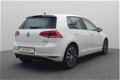 Volkswagen Golf - 1.2 TSI 110PK Highline | Navigatie | Parkeersensoren met achteruitrijcamera | 17 i - 1 - Thumbnail