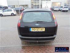 Ford Focus - 1.6 16v Ghia Nap Clima Apk 5-20