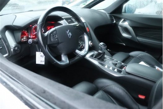 Citroën DS5 - 1.6 BlueHDi 120PK Business Executive LEER|CAMERA|PANODAK|STOELVERWARMING - 1