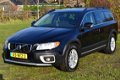 Volvo XC70 - 2.4D Momentum NIEUWSTAAT - 1 - Thumbnail