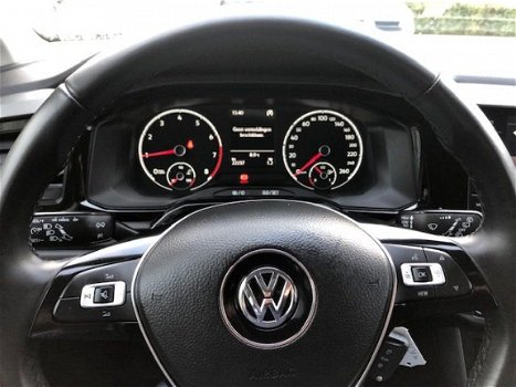 Volkswagen Polo - 1.0 TSI 95 pk Comfortline / Airco / Navigatie via App connect / Bluetooth Fabrieks - 1