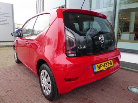 Volkswagen Up! - 1.0 BMT take up Airco , Zeer lage KM stand - 1